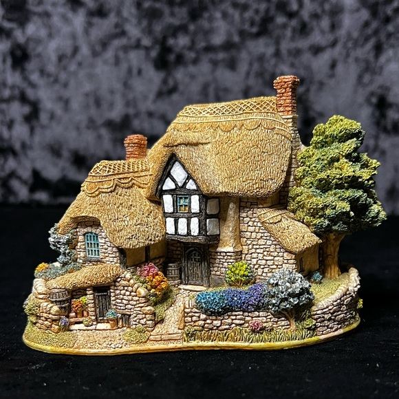 Rare Lilliput Lane | The Nineteenth Hole | British Collection - Picture 7 of 16